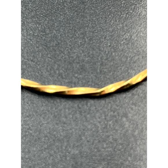 14K Yellow Gold Twisted Bangle Bracelet 8" Slip-On Acid Tested Estate Jewelry - Picture 2 of 9
